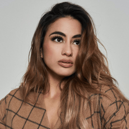 Ally Brooke 01