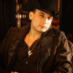 Valentín elizalde.  AI Voice