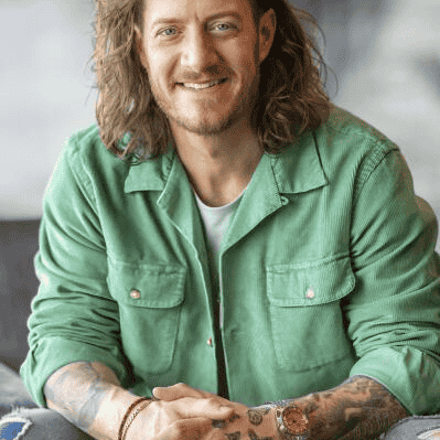 Tyler Hubbard V2 Image