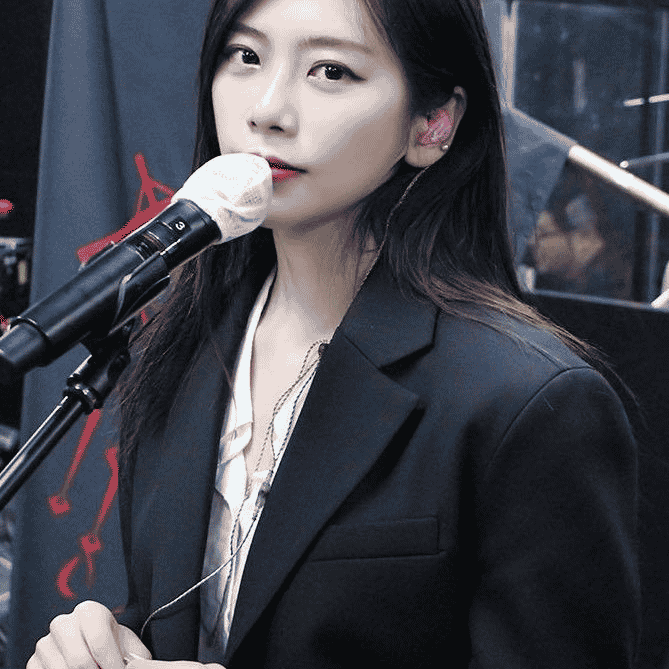 JiU (DREAMCATCHER) AI Image