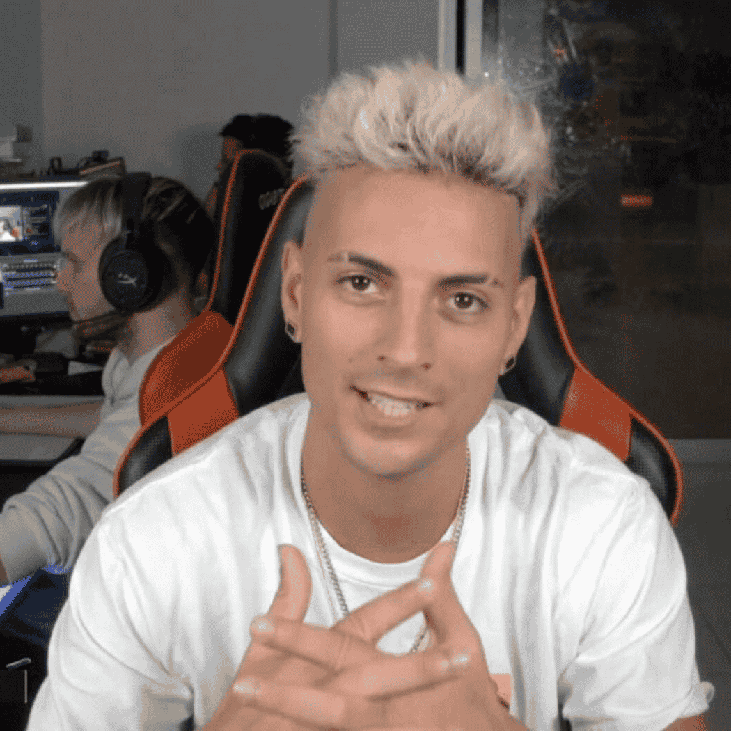 COSCUSTREAMER AI Voice