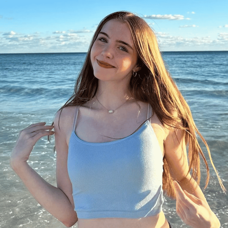 Lily Reeder v3 Image