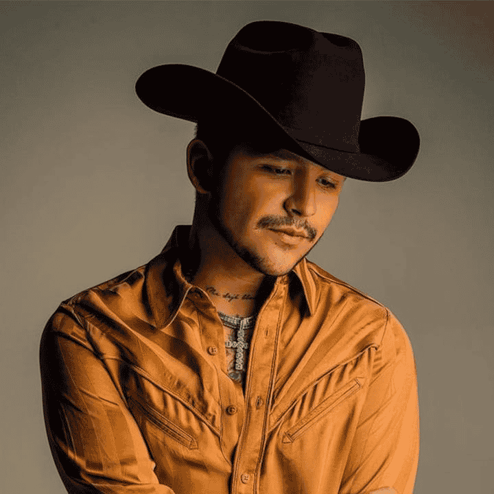Christian Nodal (Mejorado) AI Voice