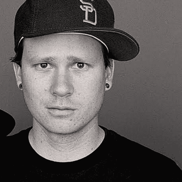 TOM NEW BEST 2024 Image