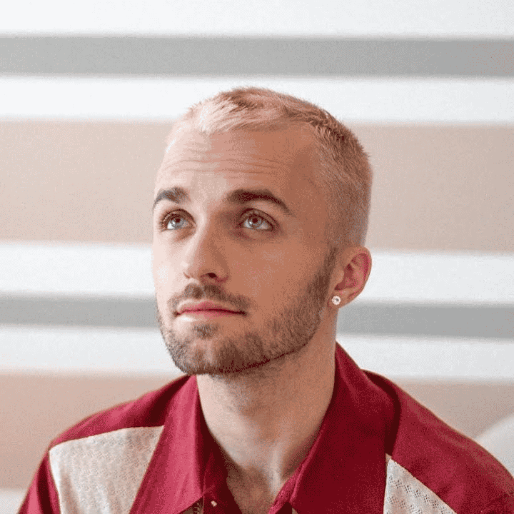 Squeezie youtuber Image