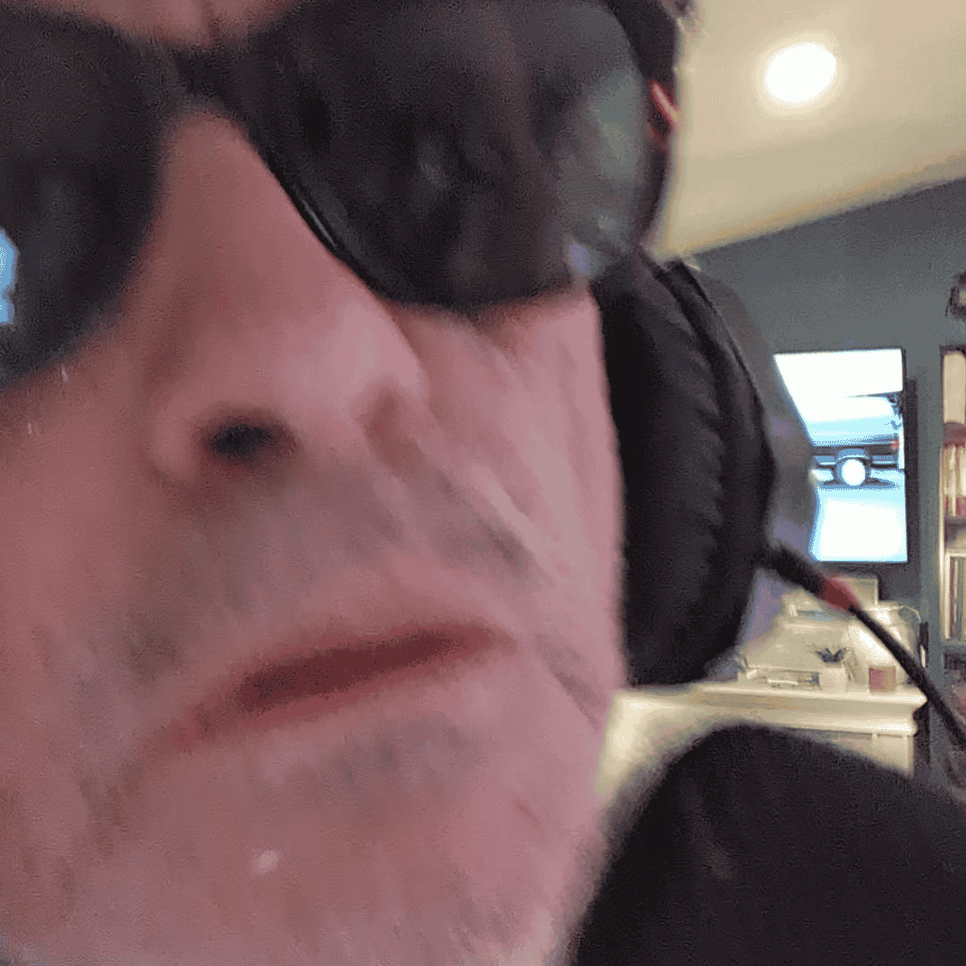 dj.shark hitter singing phil collins Image