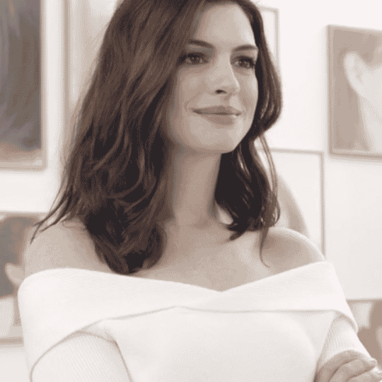 Anne Hathaway (Model) Image