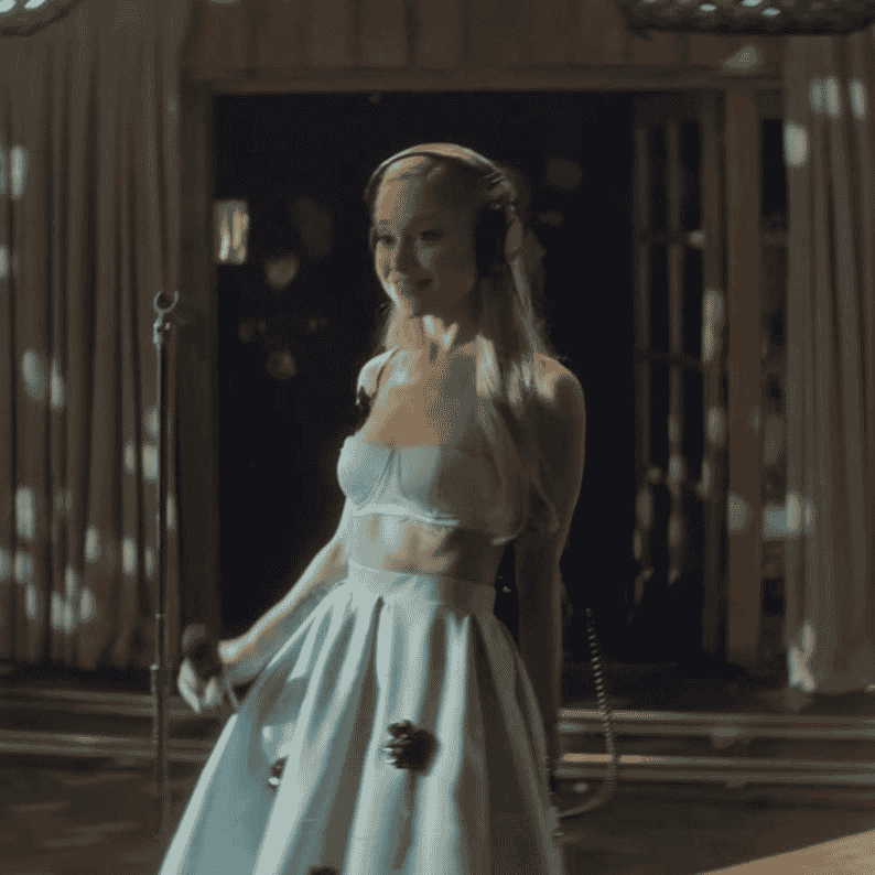 Ariana Grande (Yours Truly 2023 Era) Image