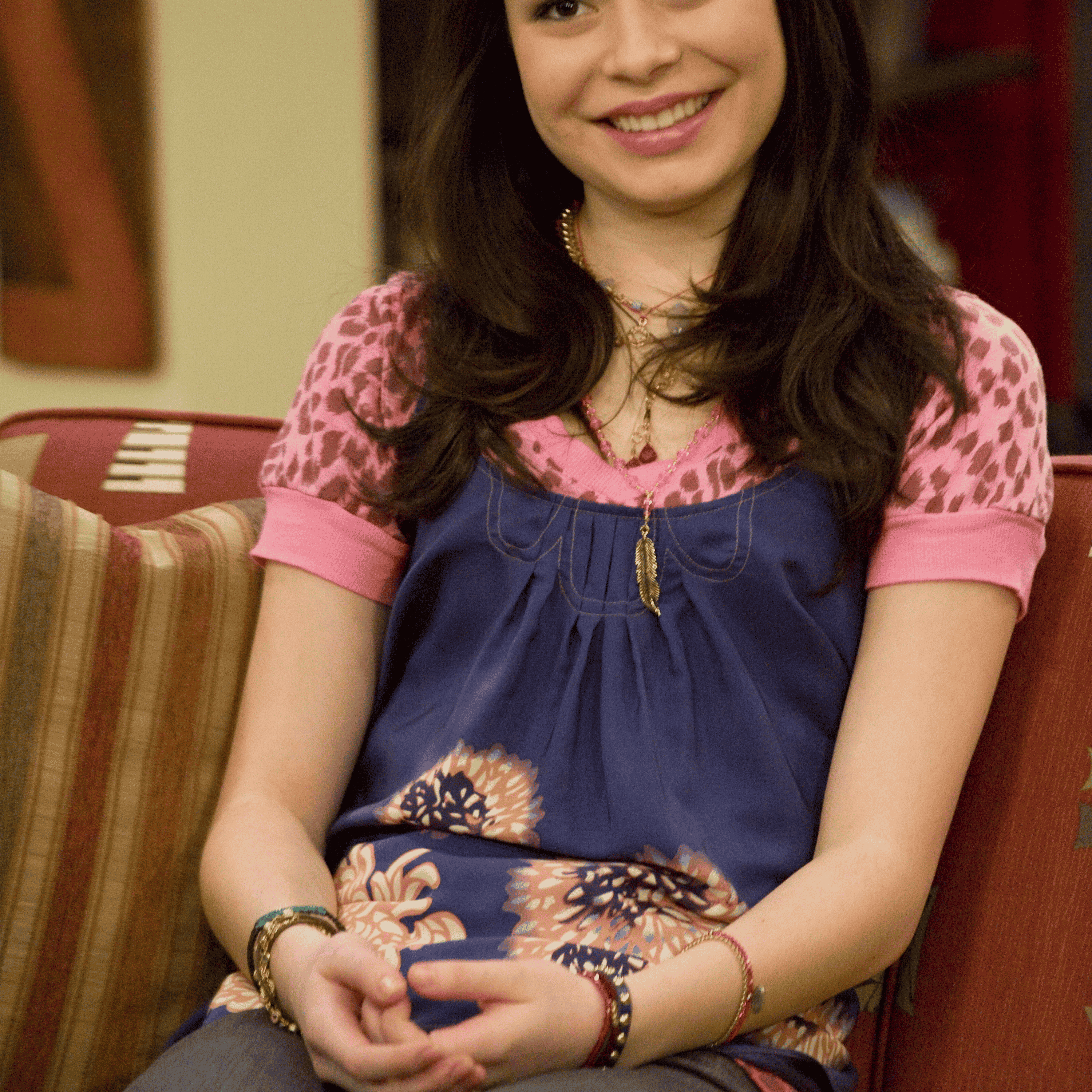 Miranda Cosgrove (not mine) Image