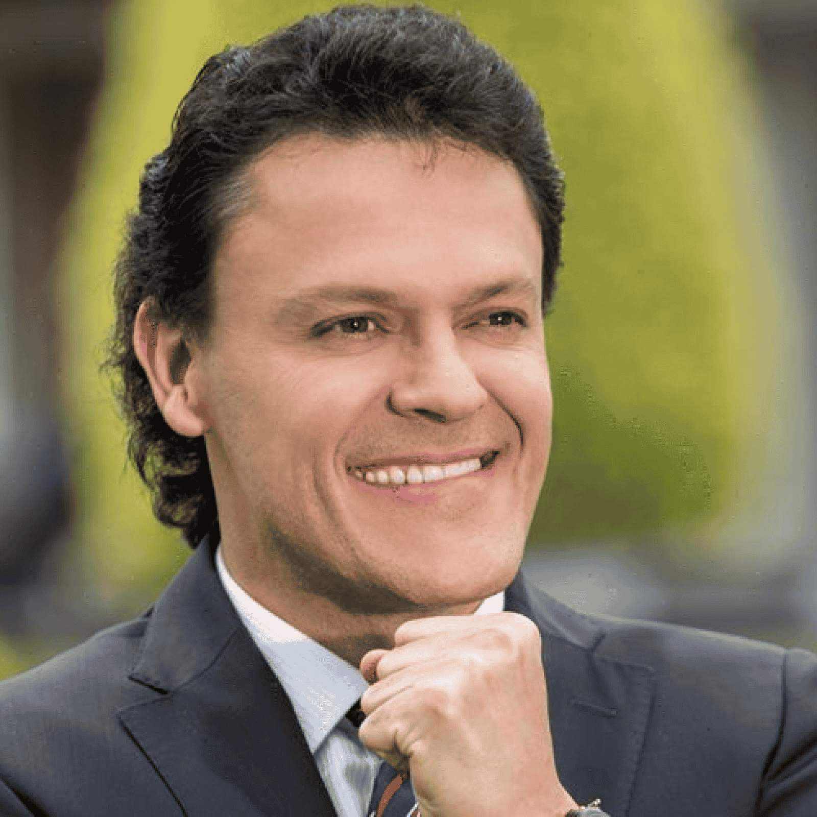 Pedro Fernández V3 AI Voice