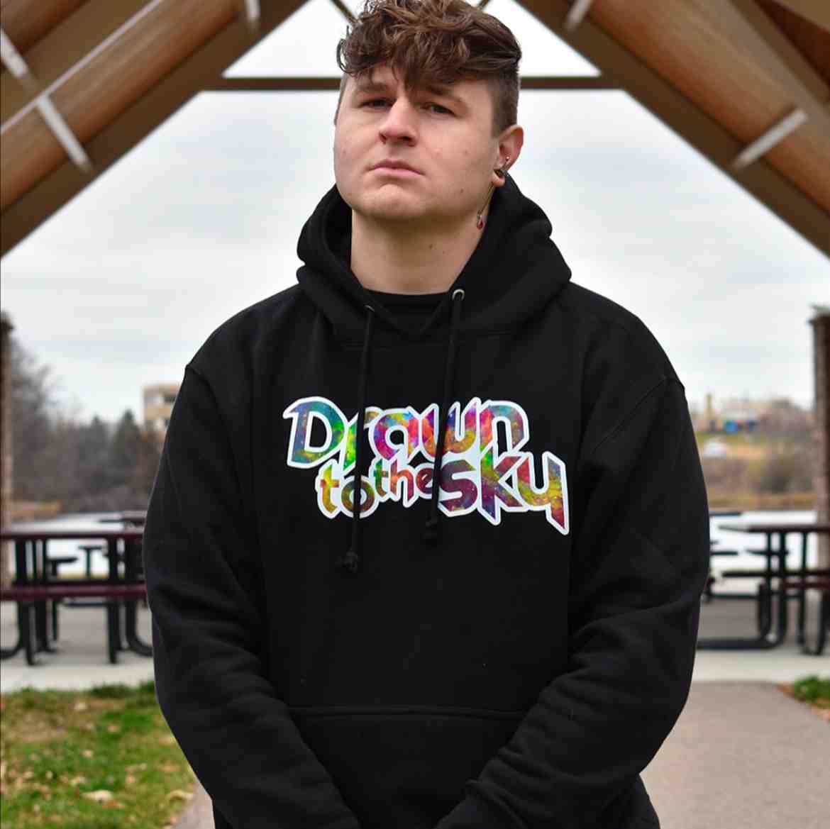 Drawn to the Sky (Dustin Gill) Image