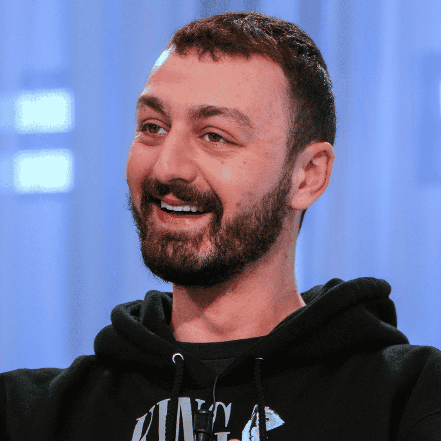 Roman Frayssinet AI Voice
