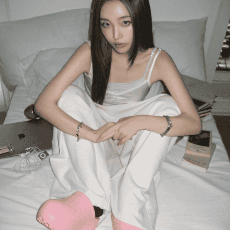 Min Jiwoon AI Voice