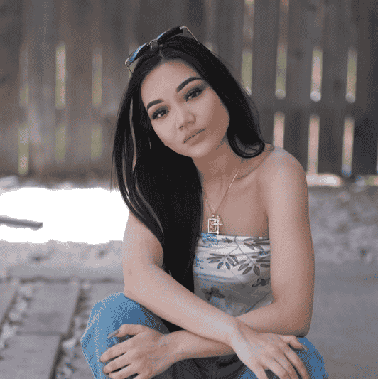 Leah Marie Perez AI Voice
