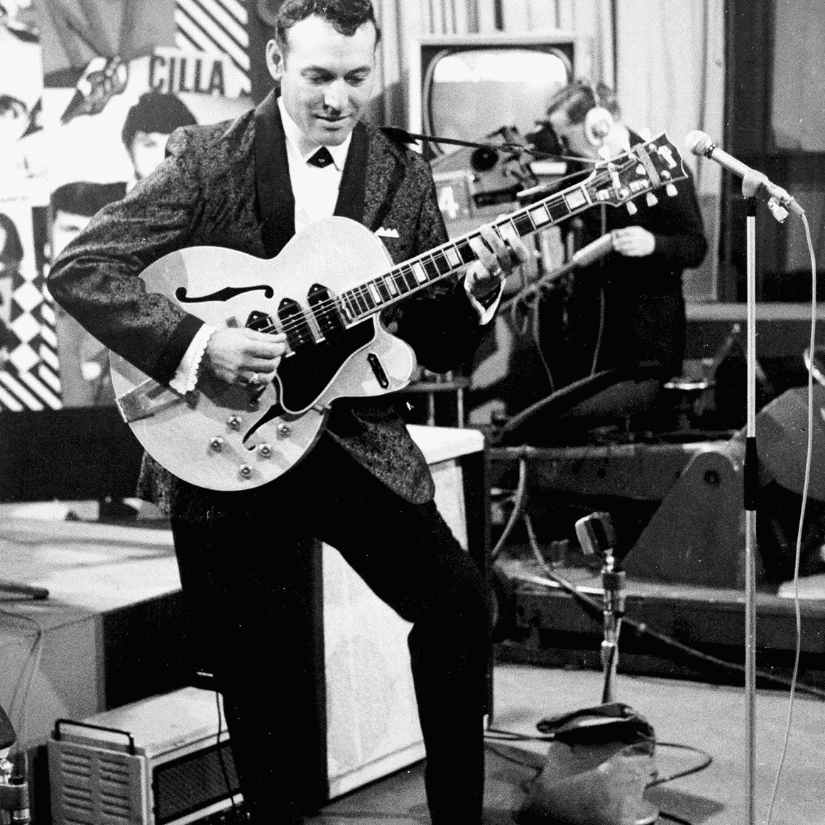 Carl Perkins AI Voice