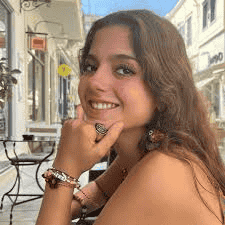 Chloe Forero AI Voice