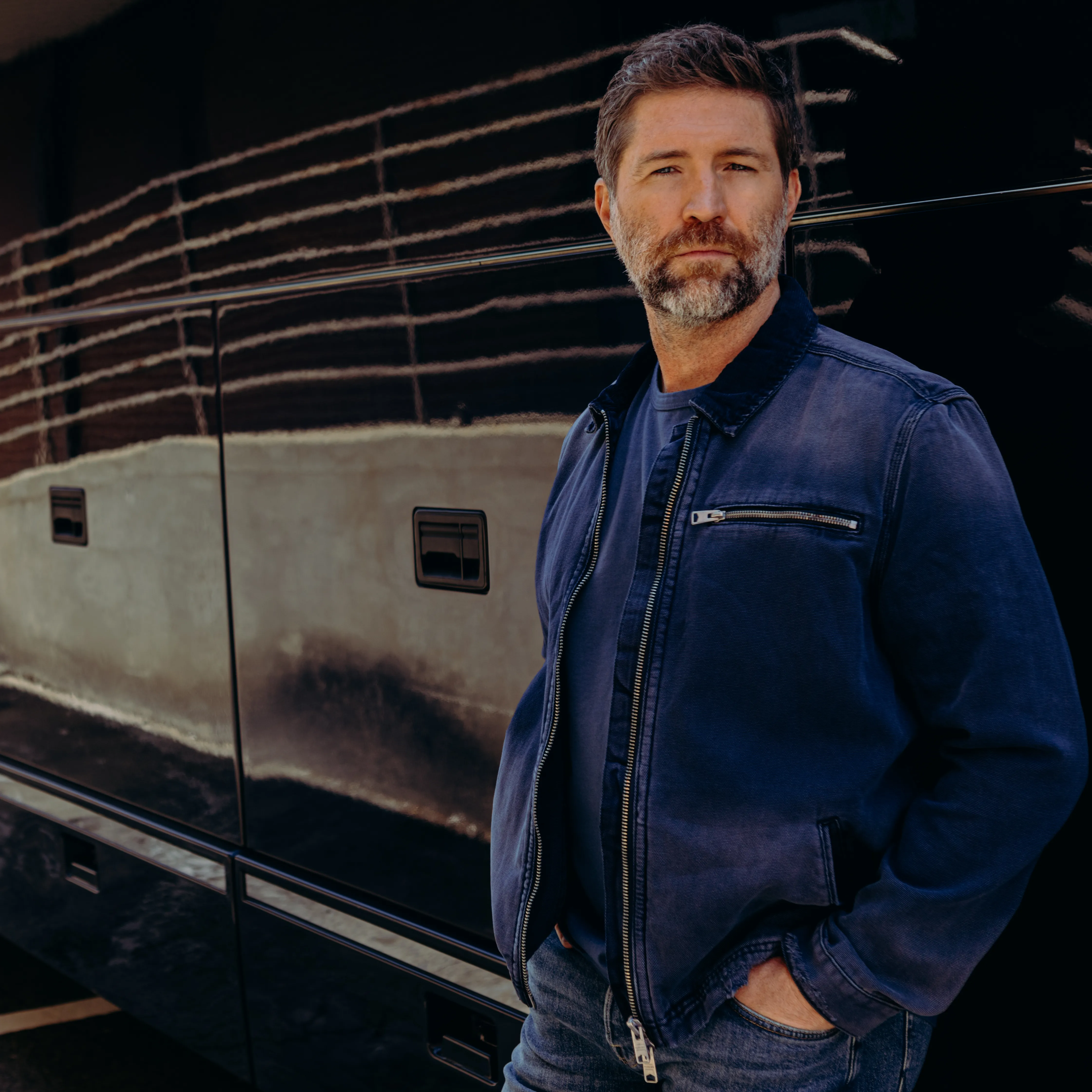 Josh Turner (Older) AI Voice