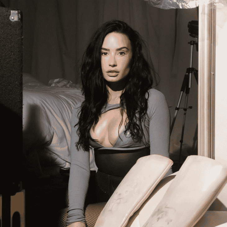 Demi Lovato ~ singer AI Voice