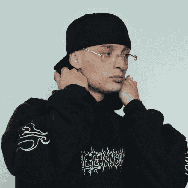 PESO PLUMA [OF] (Reggaeton)  AI Voice