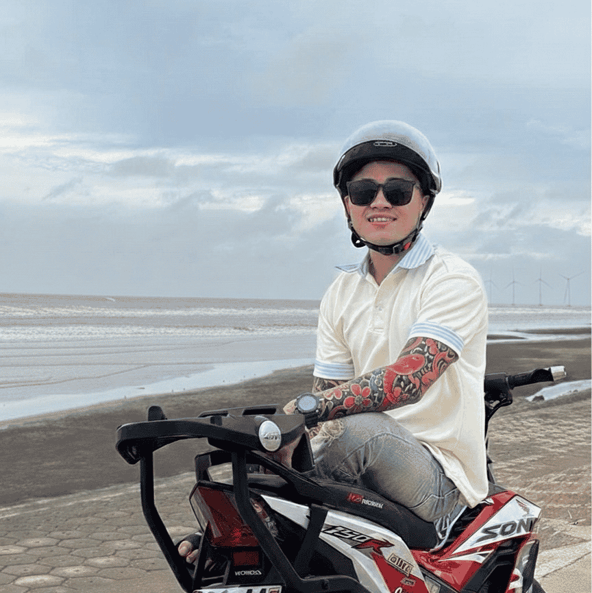 Hồng Hát Thu  AI Voice