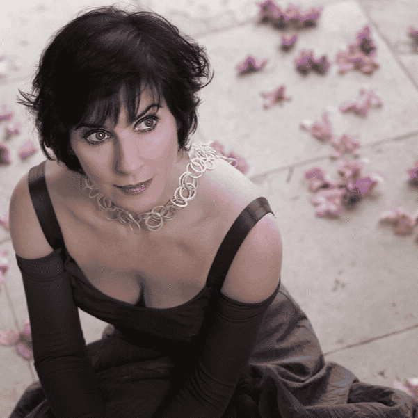 Enya AI Voice