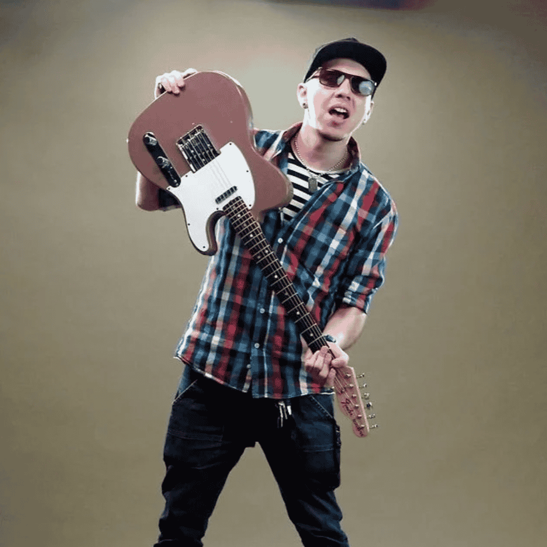 Gustavo Labrin (TRONIC) AI Voice