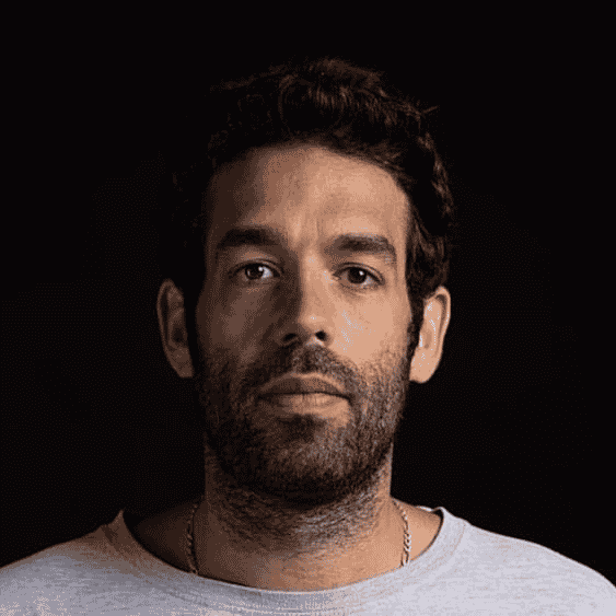 ‏רביד פלוטניק AI Voice