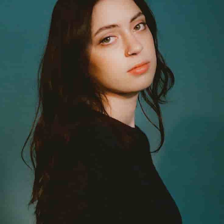 Lizzy McAlpine Image