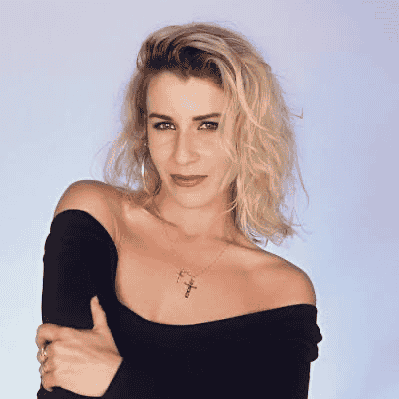 Sara Dallin  AI Voice