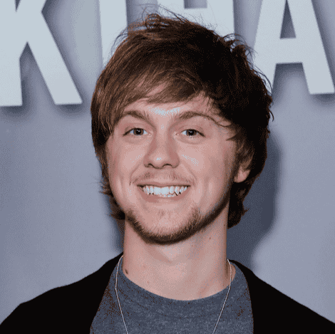 Ellington Ratliff (2013-Present) AI Voice