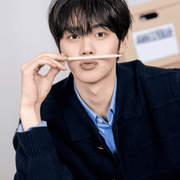 Kim Gyuvin (AND2BLE) AI Voice