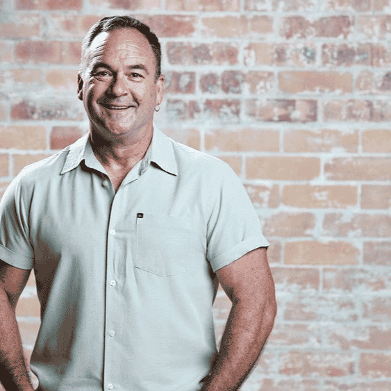 Wiggly Backing Vocalist (Paul Paddick) Image