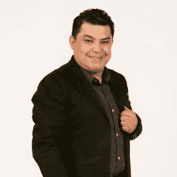 Ramón Crisóstomo de banda pequeños musical AI Voice