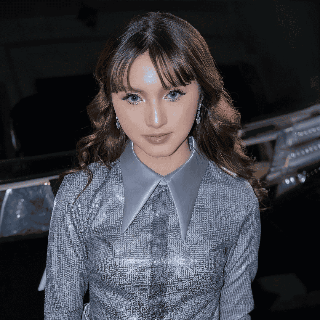 Alyssa Dezek AI Voice