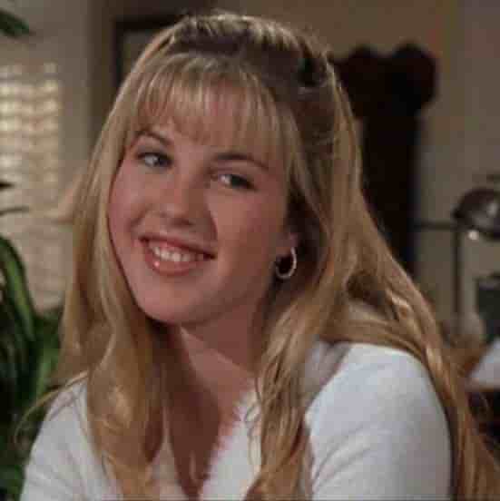 Ashlie Brillault Image