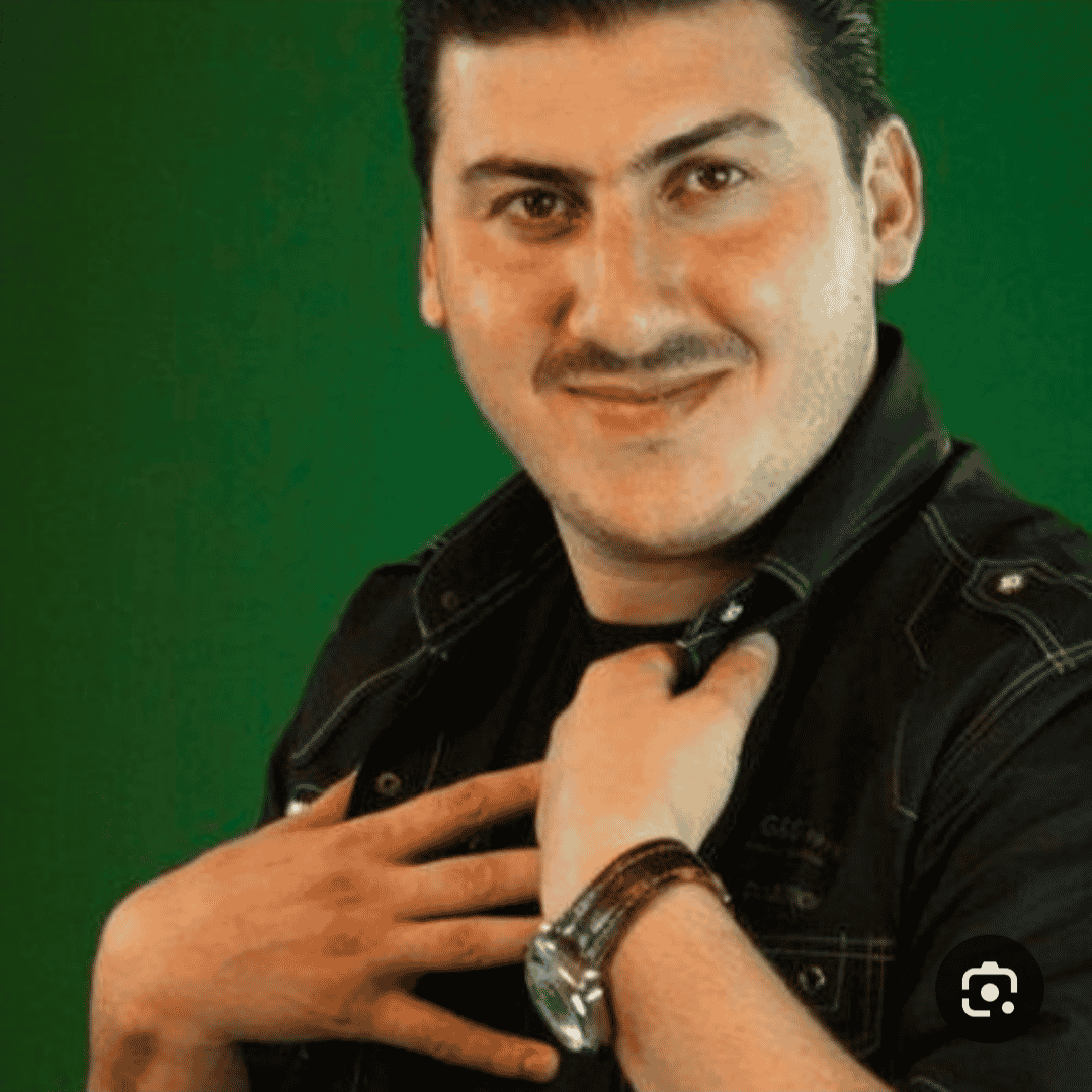 مصطفى العزاوي من قناة طيور الجنة  AI Voice