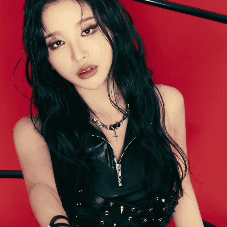 CHLOE YOUNG of BADVILLAIN  AI Voice