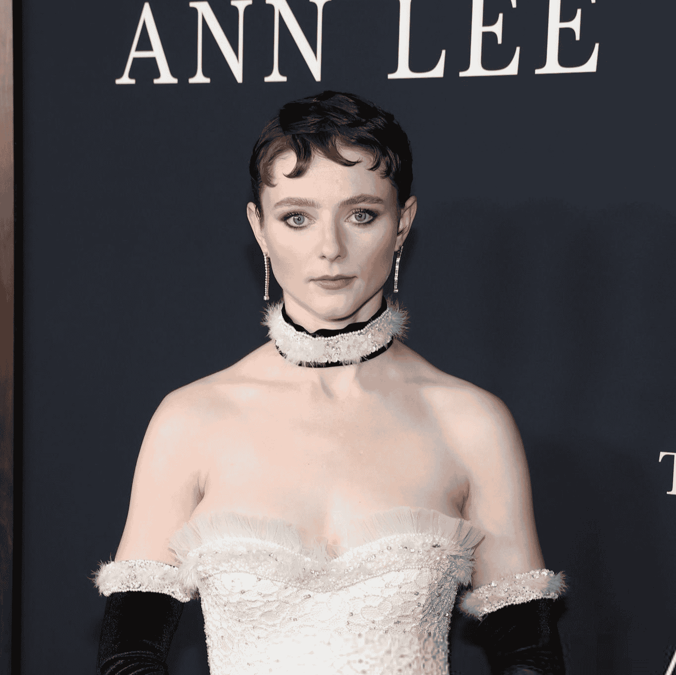 thomasinmckenzie (voz fluida) AI Voice