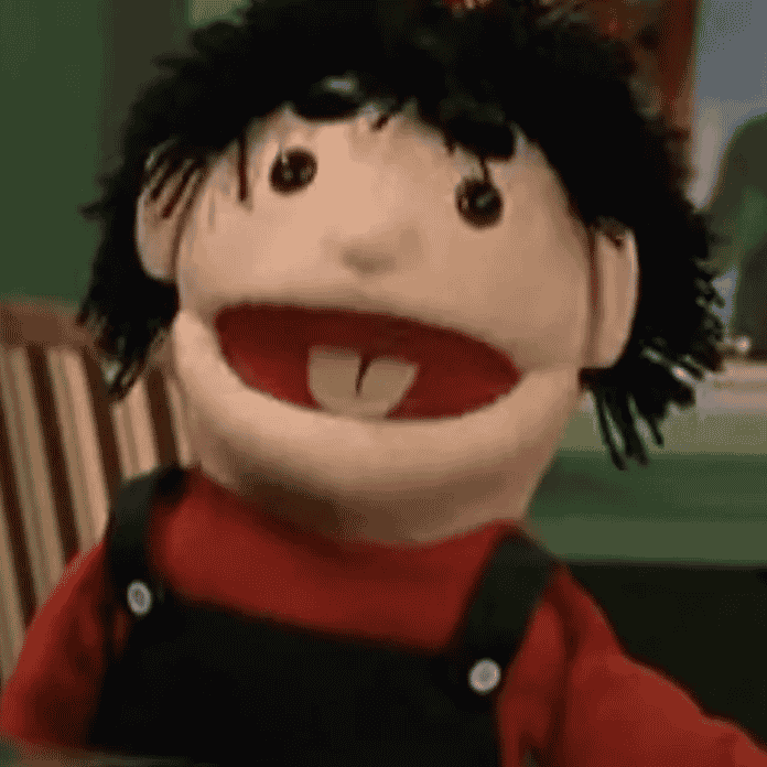 Mean Marvin (Nanna's Cottage) AI Voice
