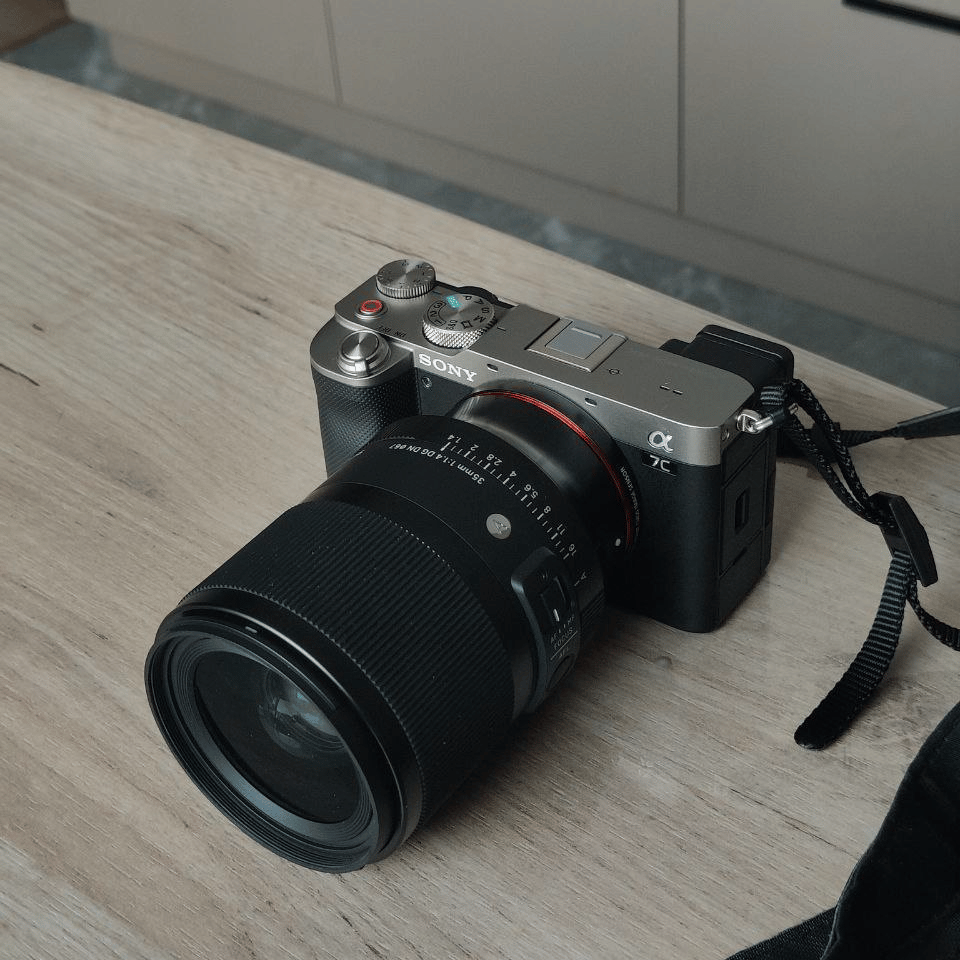 Sony A7C camera AI Voice