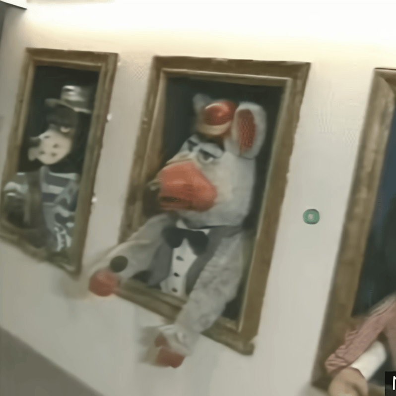 chuck e cheese 1977  AI Voice