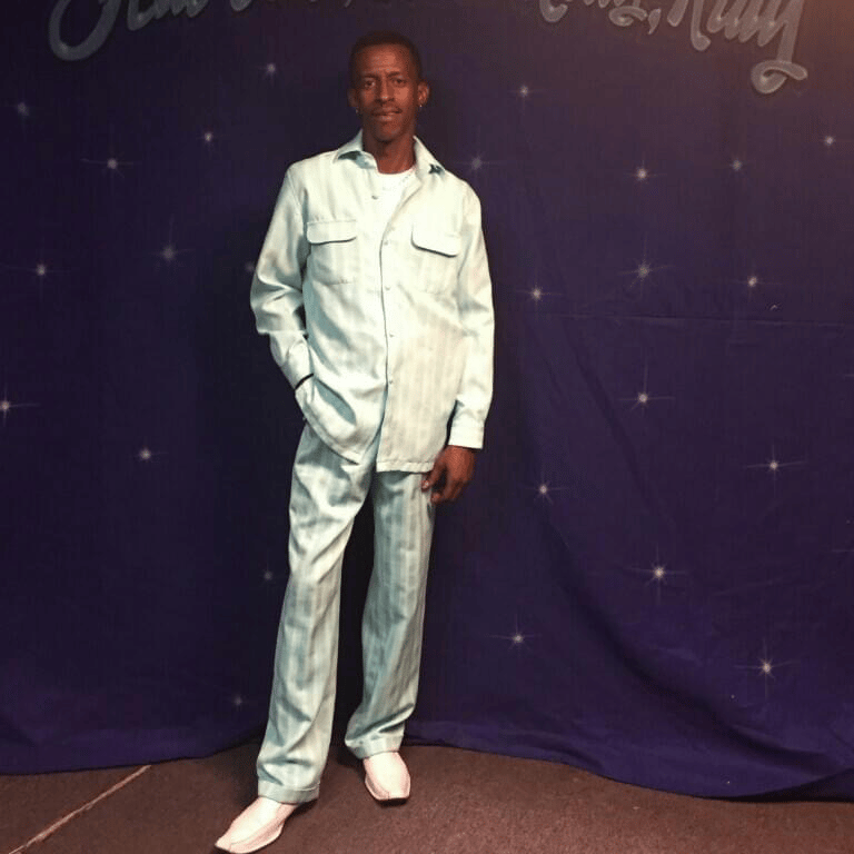 Decarlos bonds AI Voice