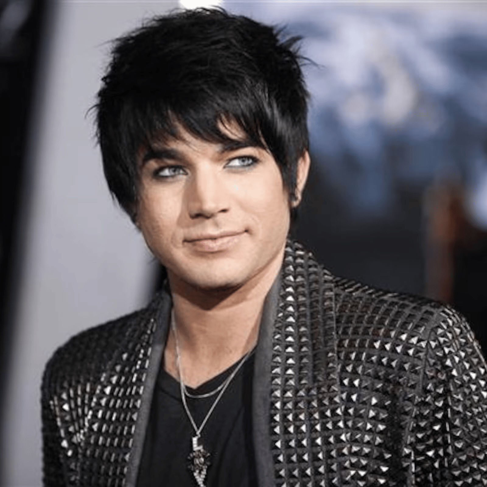 Adam Lambert 200s V1 AI Voice