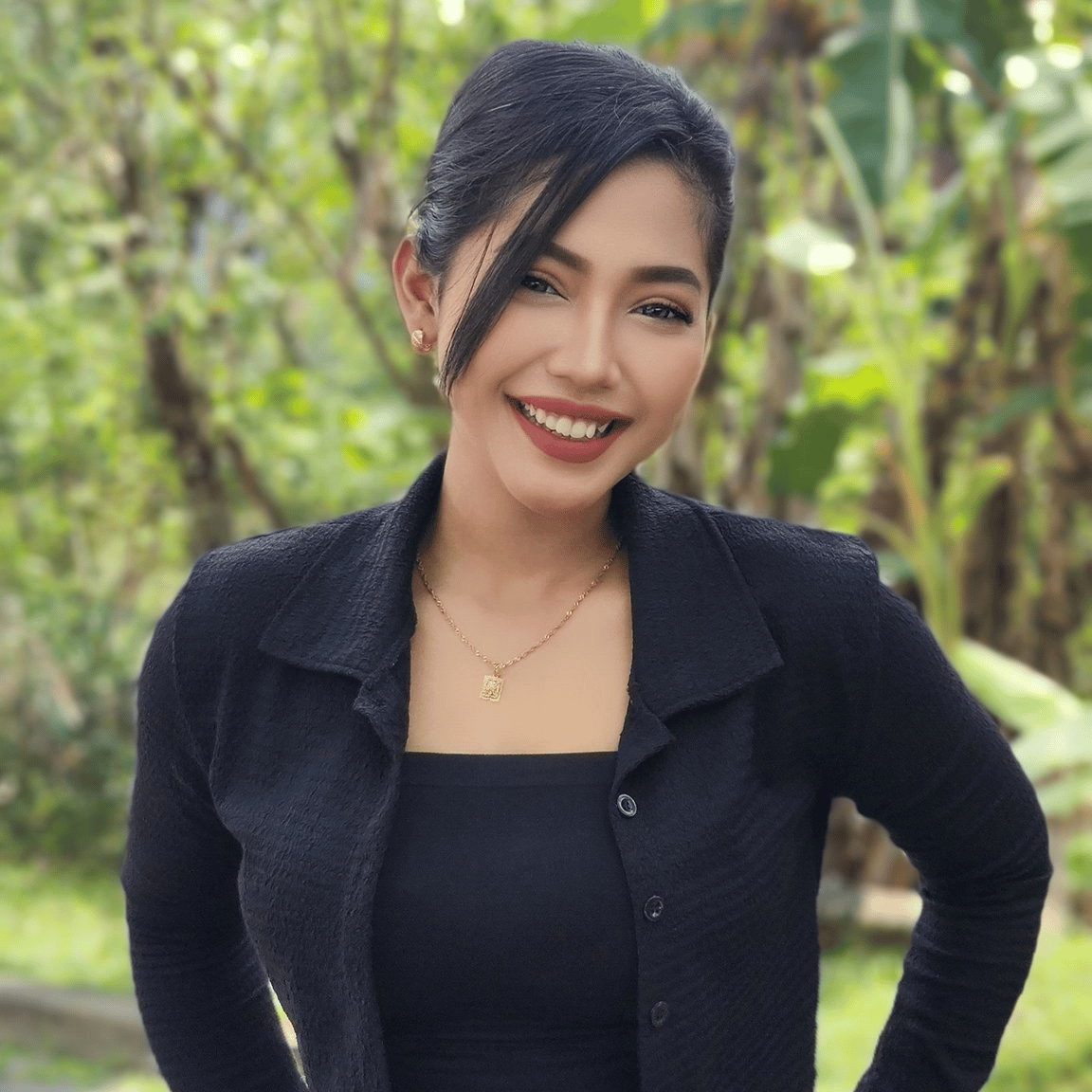 Nur Amira Syahira AI Voice