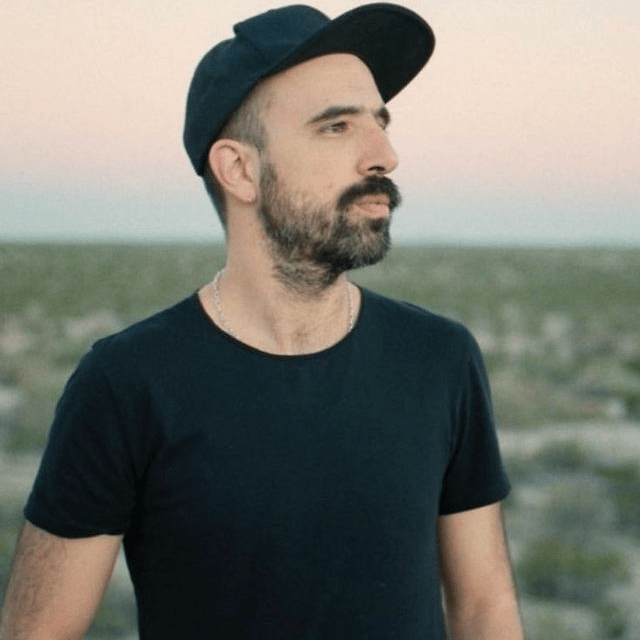 Santiago Marrero (El Cuarteto de Nos) AI Voice
