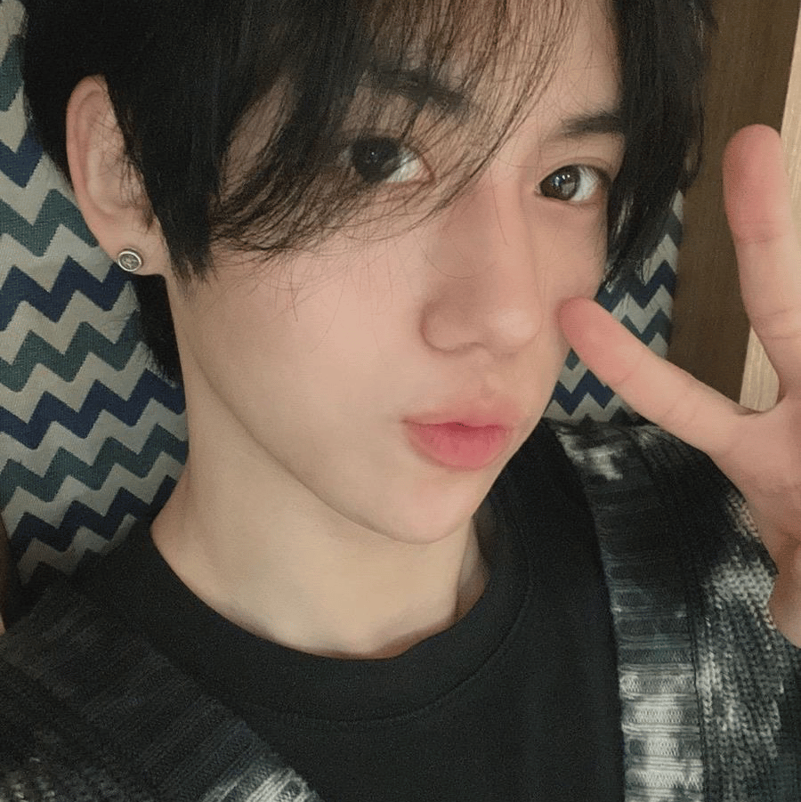 Hwang Yunseong AI Voice