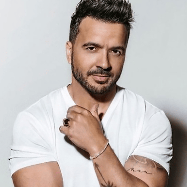 Luis Fonsi AI Voice