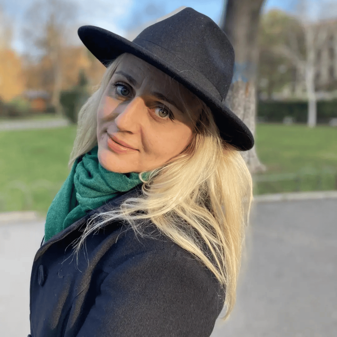Nadezhda Panayotova AI Voice
