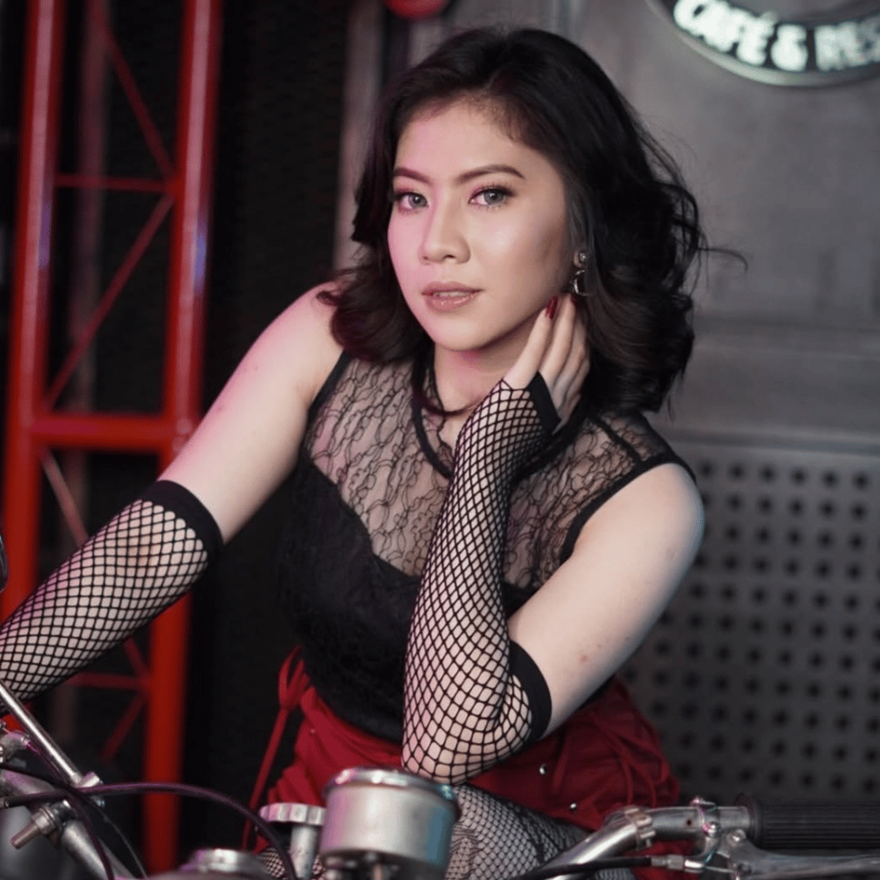 Asti Rizkita (Pusing Ga Pusing Era) AI Voice
