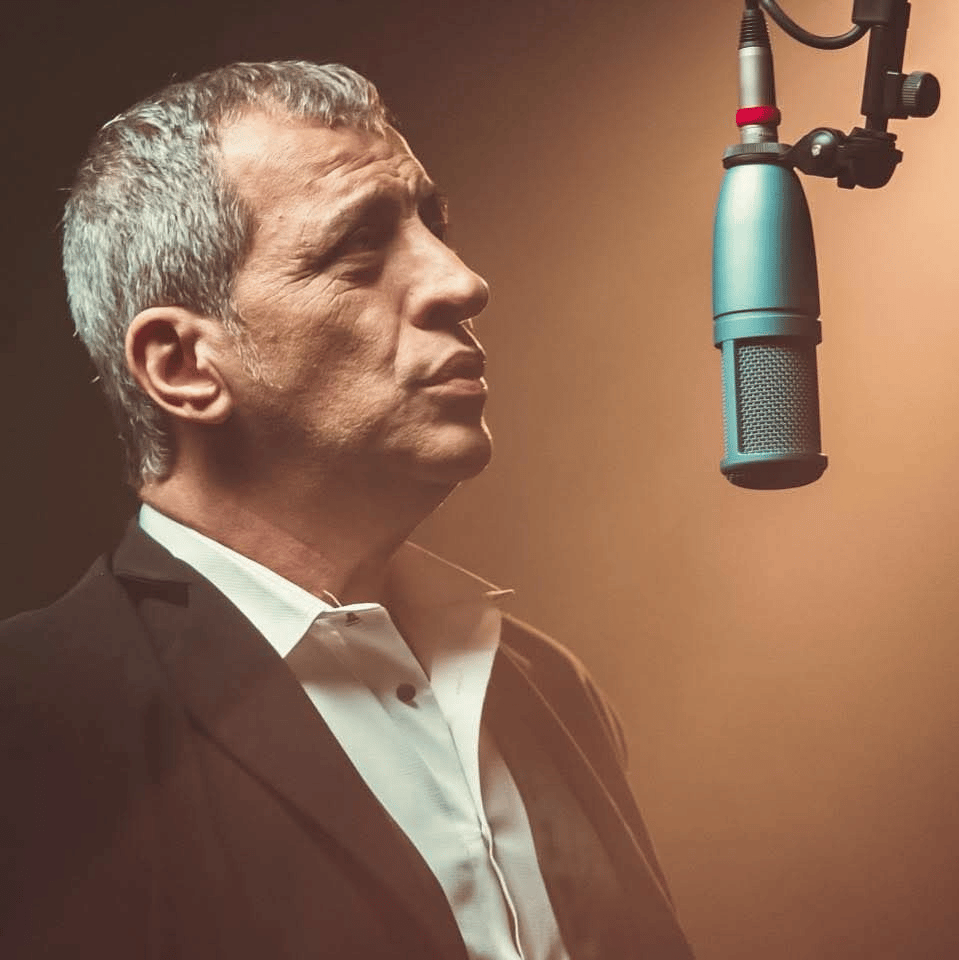 Θέμης Αδαμαντίδης AI Voice